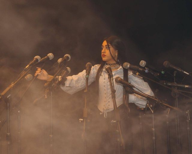 الرابر الإماراتية ألماس تطلق كليب 