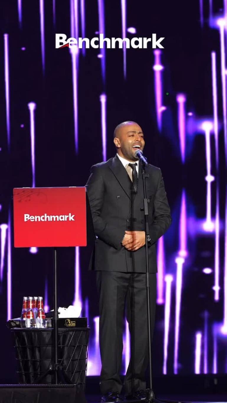 تامر عاشور يتألق في حفل السعودية ويمازح جمهوره (فيديو وصور)