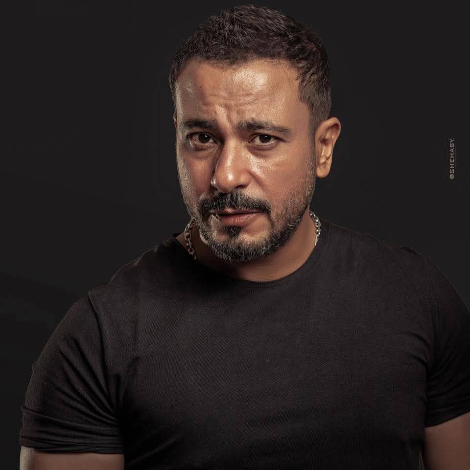 محمد نجاتي يتعرض لحادث سير مروع