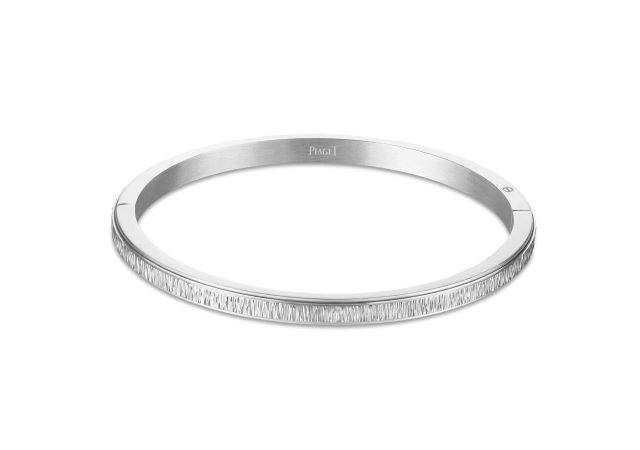 Possession Décor Palace Bracelet
*Novelty Middle East Pre-Launch
