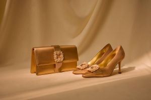 Manolo Blahnik يحتفل بقدوم رمضان بمجموعة حصرية: الفخامة الراقية