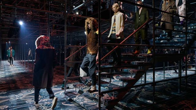 ثلاث صيحات جديدة لفتاة Prada الأنيقة