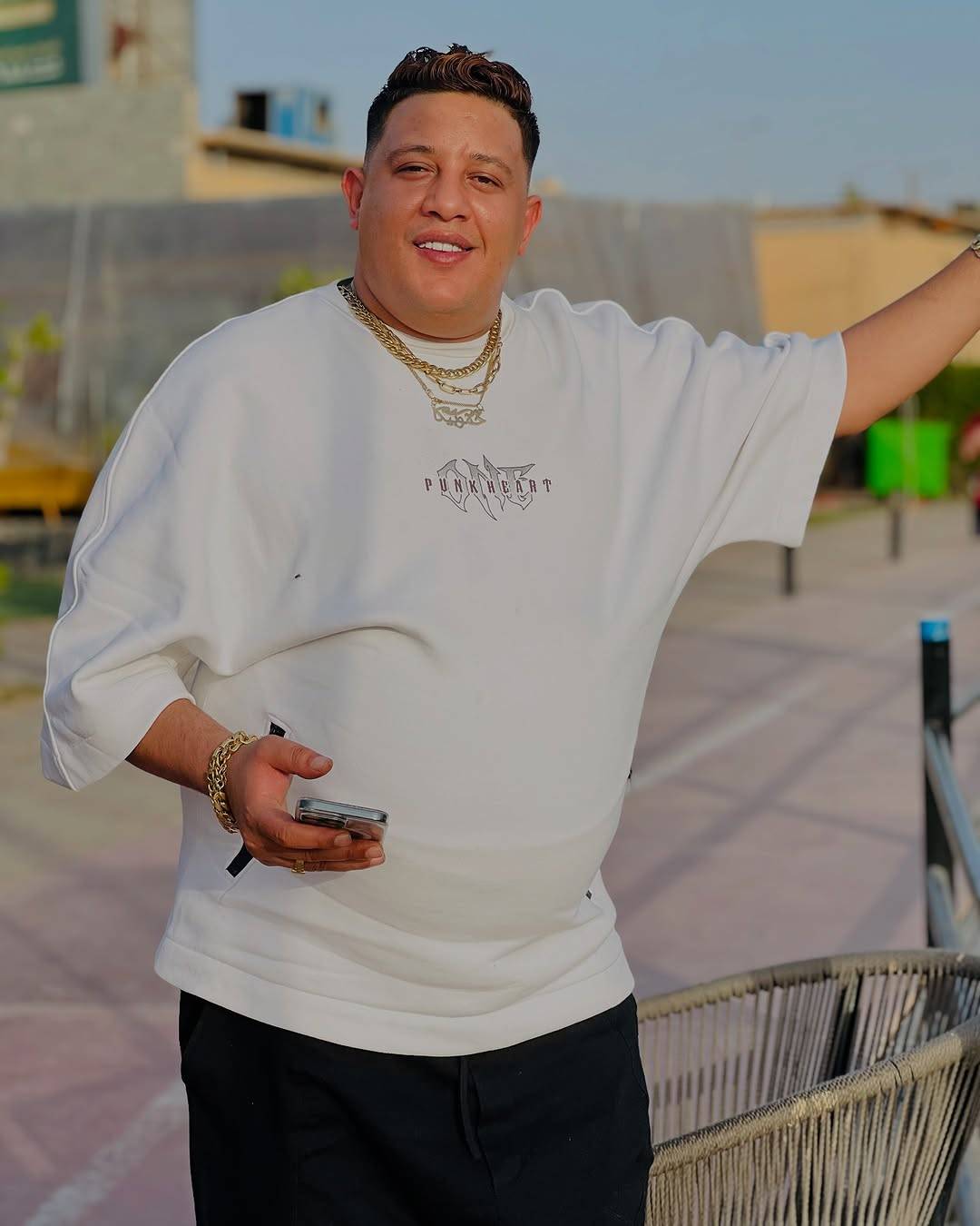 حمو بيكا يحتفل بطريقته الخاصة بعد خروجه من السجن (فيديو)