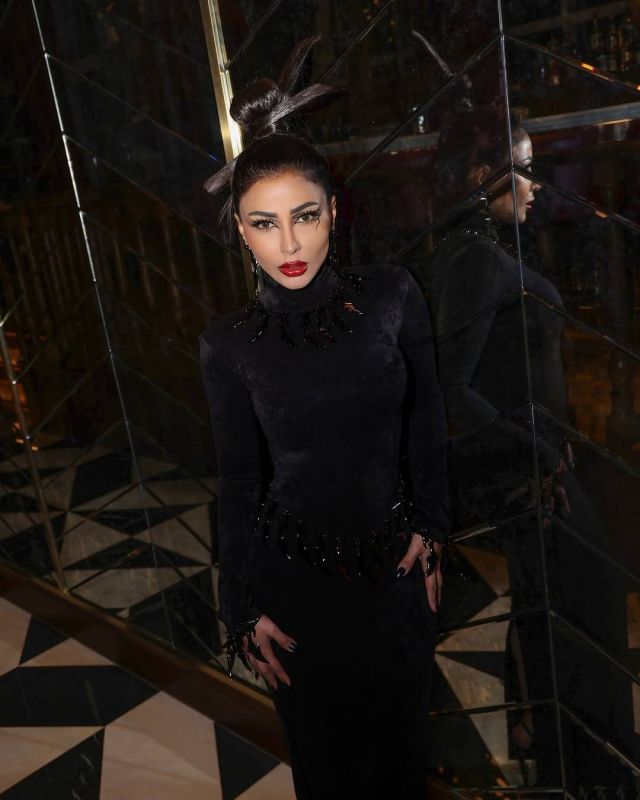 مهيرة بلوك متمرد ومحارب 