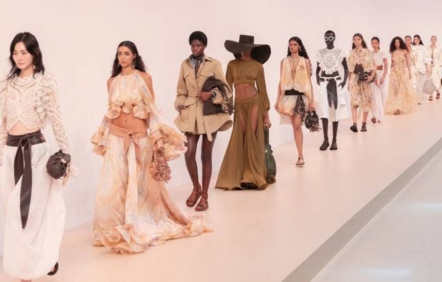 أبرز الألوان التي تليق بأجواء رمضان وتعكس دفئاً على الإطلالة