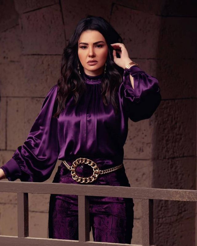 دينا فؤاد تتحدث عن المنافسة مع أحمد العوضي