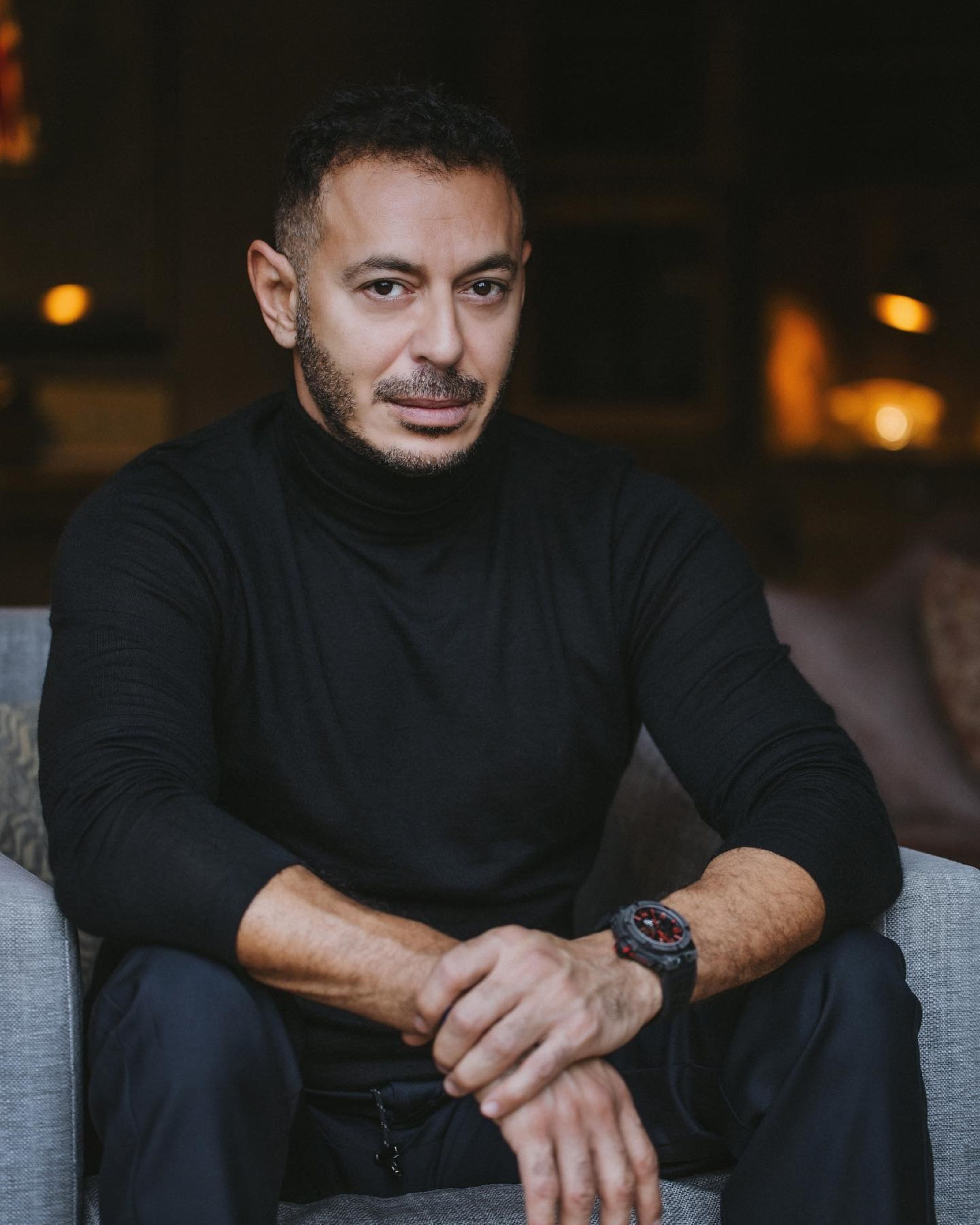 خصوصية أم أسباب أخرى: نجوم يخفون زواجهم!