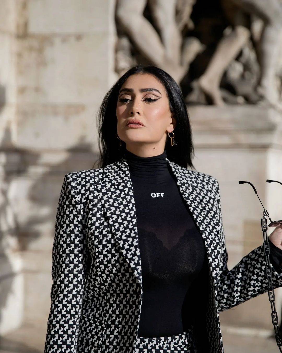 غادة عبد الرازق توجه رسالة لفريق عمل 