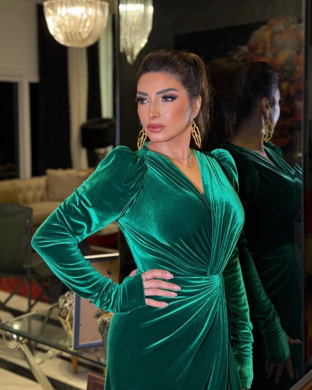 روجينا توجّه رسائل الى زوجها وفريق مسلسلها (فيديو)