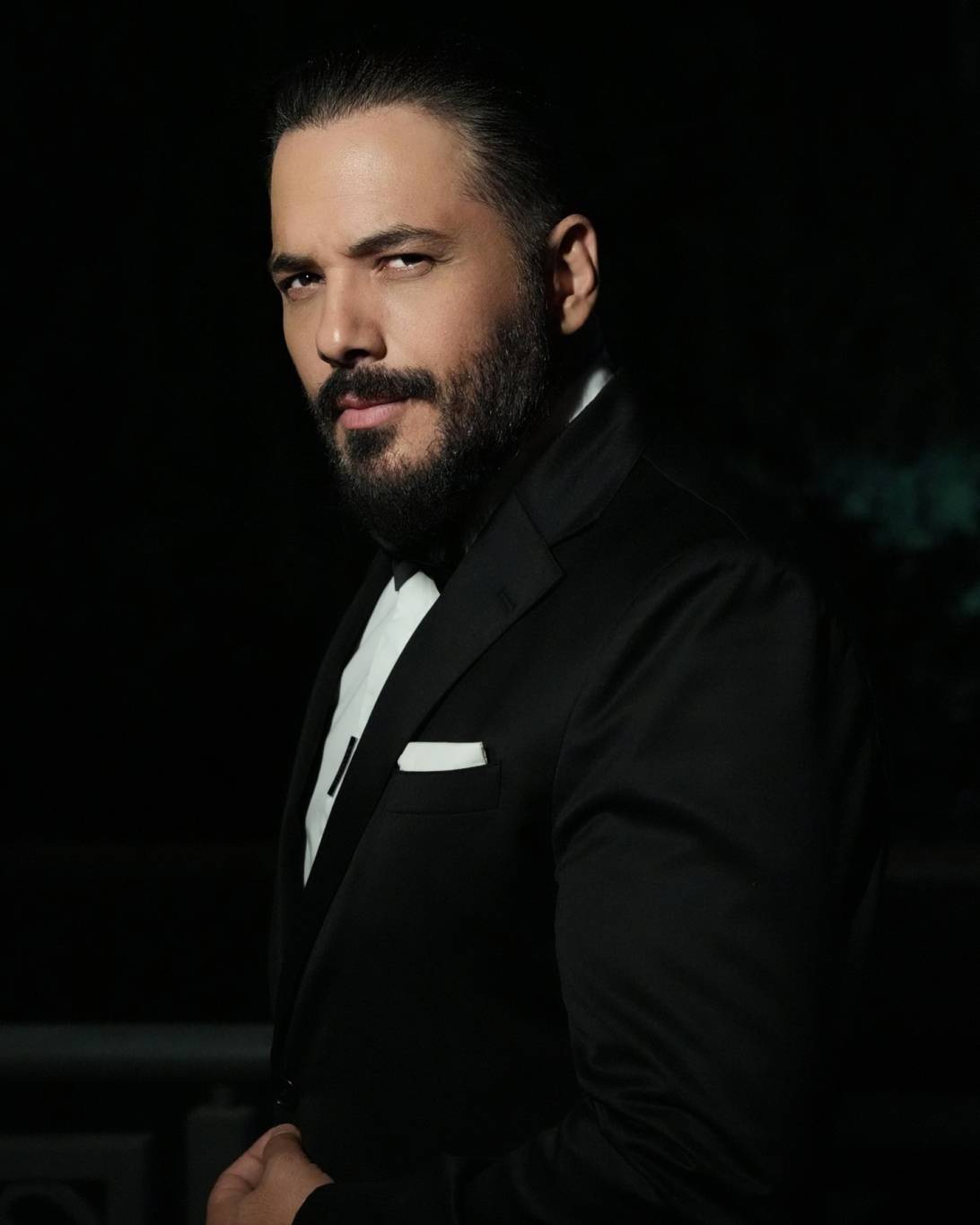 رامي عياش يواصل كشف أسراره وعلاقته بزملائه (فيديو)