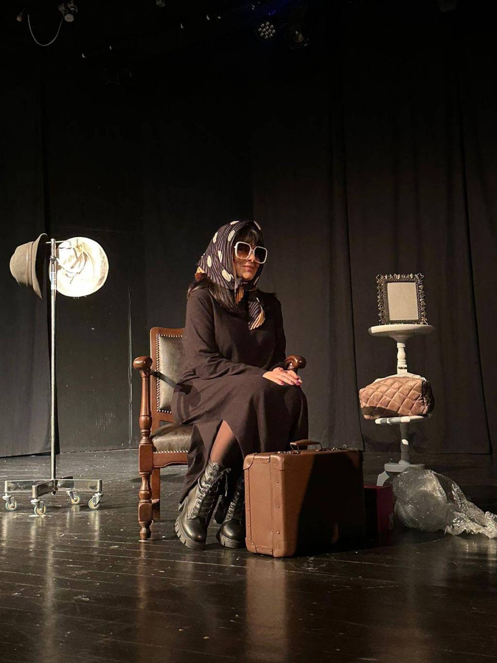 السرطان يهزم فنانة لبنانية بعد أن حاربته بشجاعة