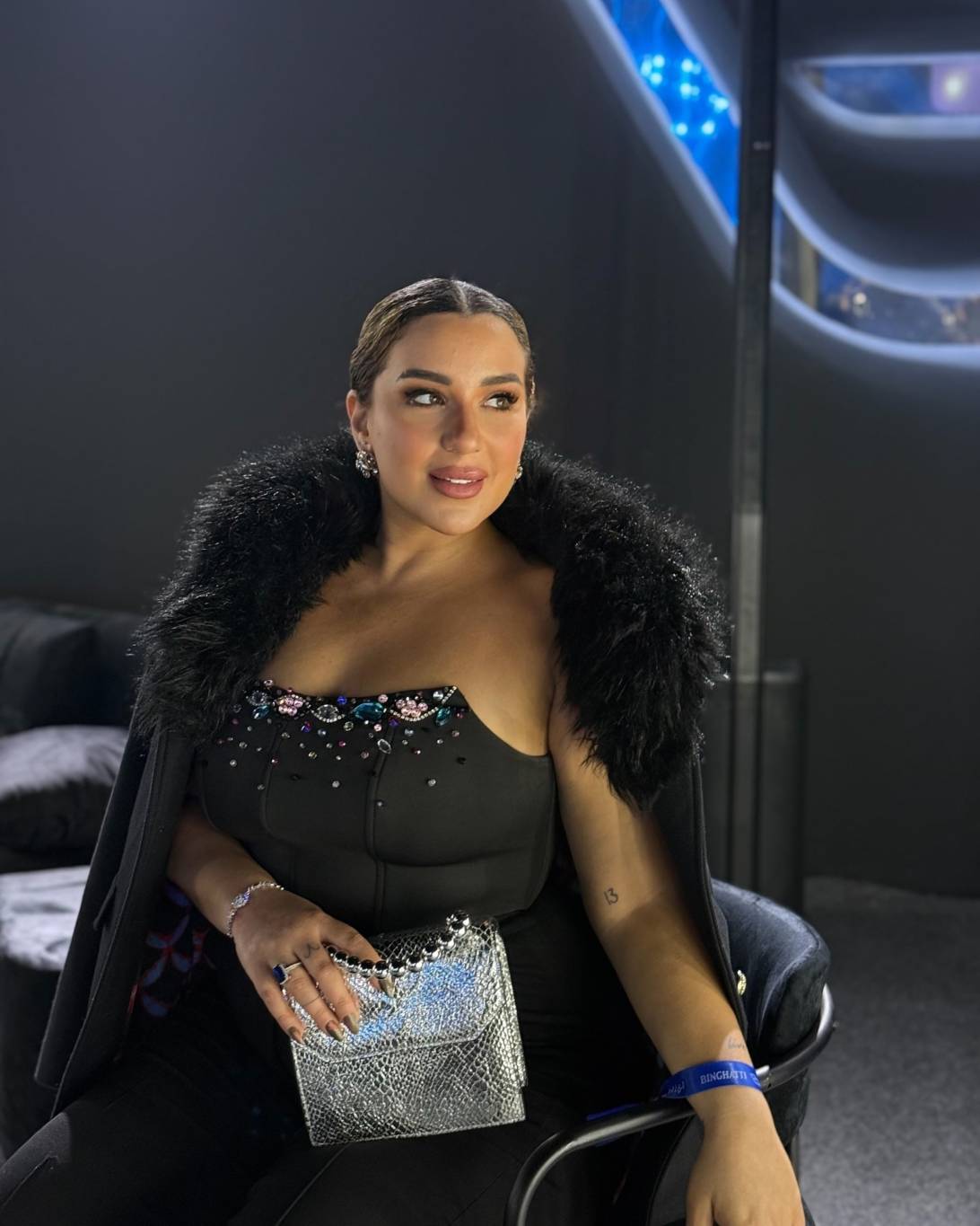 أسما شريف منير تعلن ارتباطها بشاب من خارج الوسط الفني