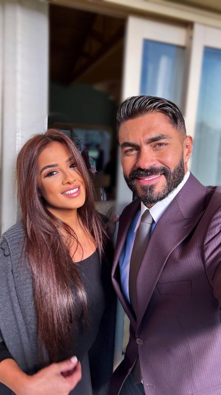 الجمهور يمازح ياسمين عبد العزيز وخالد سليم بسبب صورة