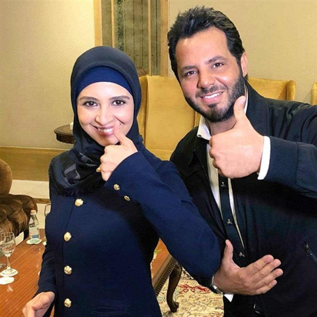 نيشان يكشف كواليس إعلان حنان ترك اعتزالها الفن