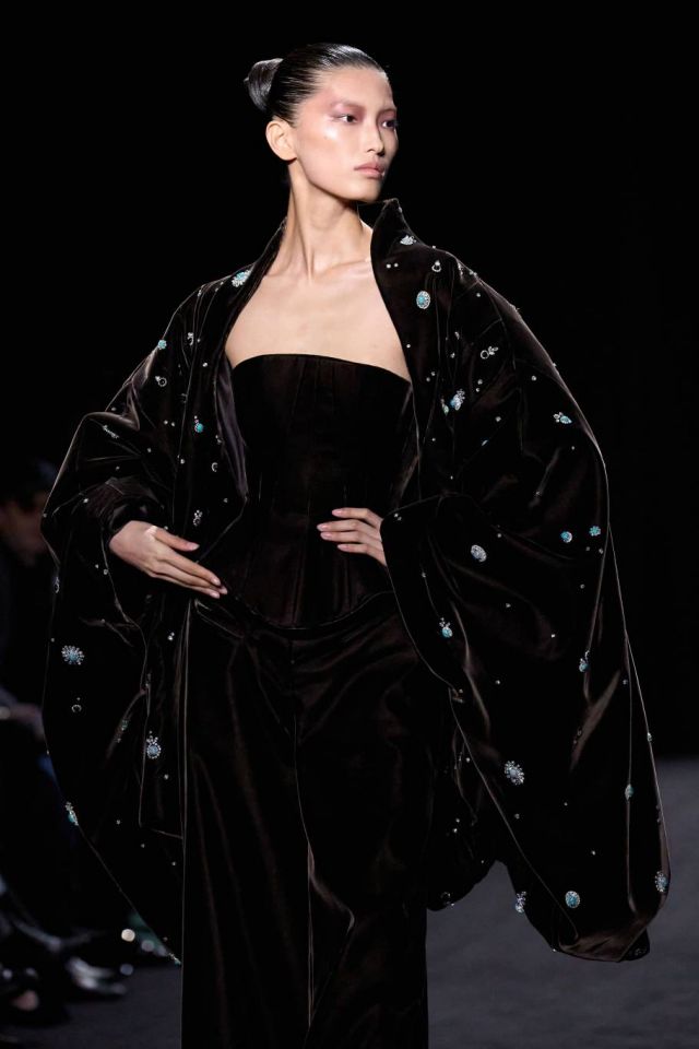 Ashi Studio Haute Couture SS2025
