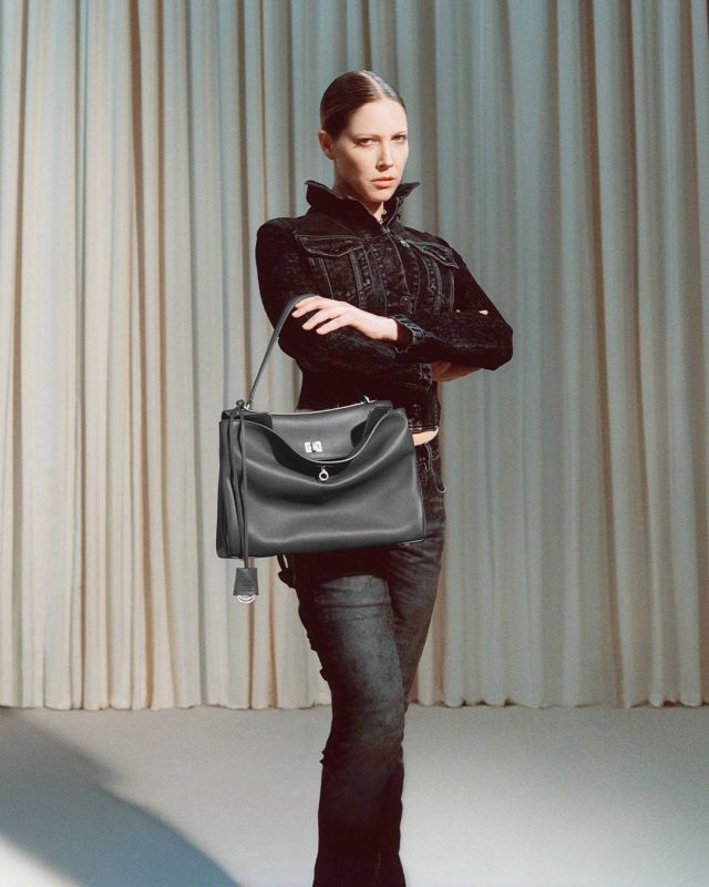 BALENCIAGA SUMMER 25