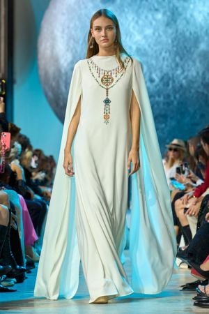 القفاطين الملونة لعيد الفطر: أنماط فاخرة من تصميمات عالمية