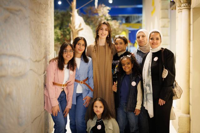  الأميرة رجوة والأطفال