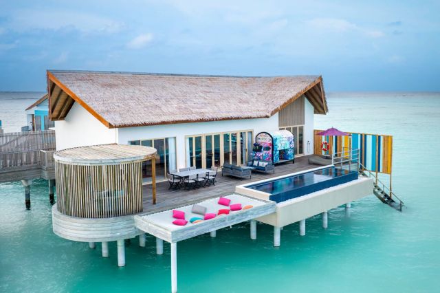 Hard Rock Hotel Maldives- Crossroads