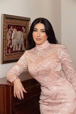 نور فتح الله... إبداع يلامس الأناقة والجمال