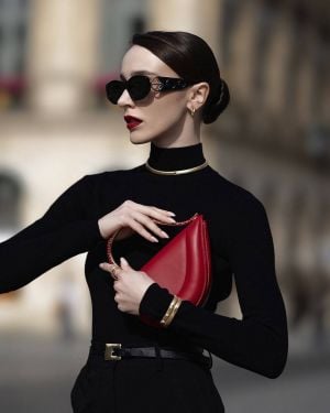حقائب وإكسسوارات مميّزة من Bulgari لخريف وشتاء 25/26