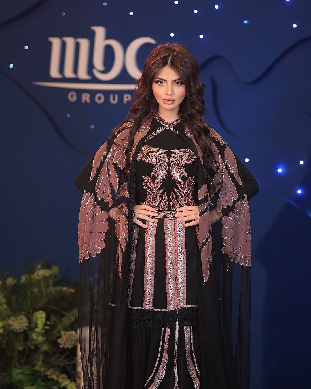 نيرمين محسن تتألق بأناقة شرقية مستوحاة من التراث السعودي