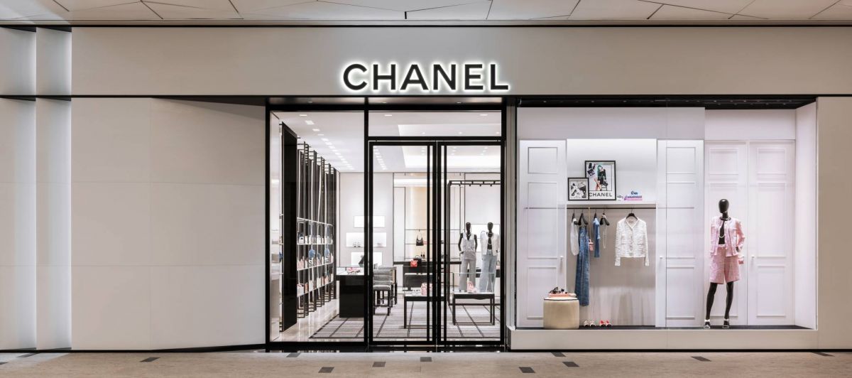 CHANEL تفتتح متجرين في Solitaire الرياض