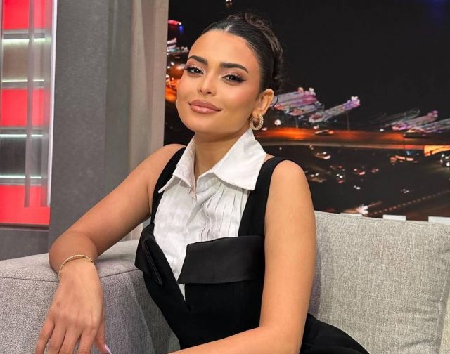 أسماء جلال ومحمد شاهين يثيران الجدل برسائل رومانسية متبادَلة