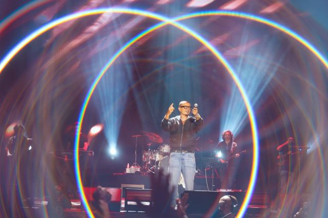 عمرو دياب على المسرح