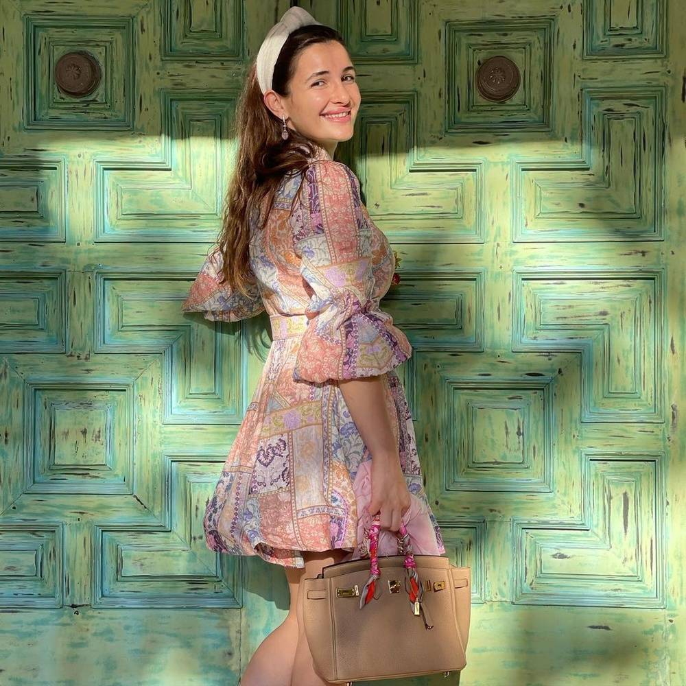 شام الذهبي تعلّق على أزمة غلق عيادتها: 