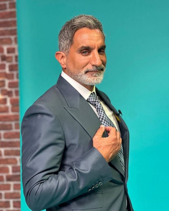 باسم يوسف يخضع لجراحة دقيقة