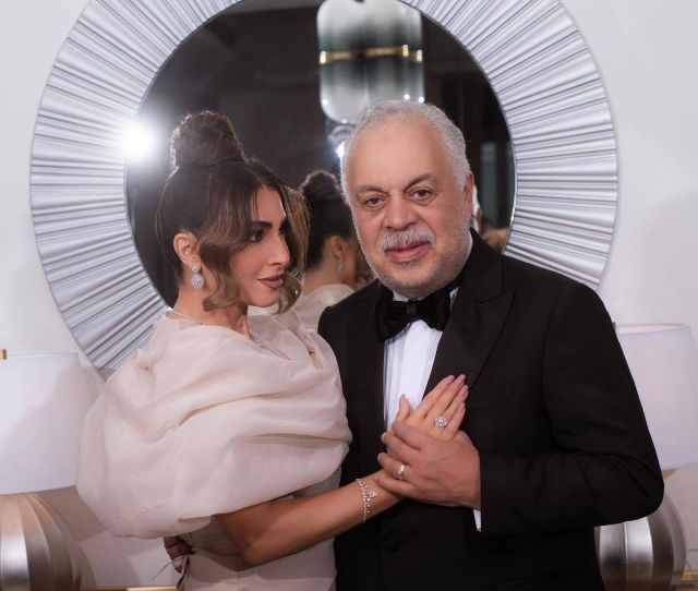 أشرف زكي يحتفل بعيد ميلاد روجينا برسالة مؤثّرة وهي تردّ