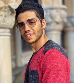 "لها" تكشف أسباب تأجيل فيلم مينا مسعود