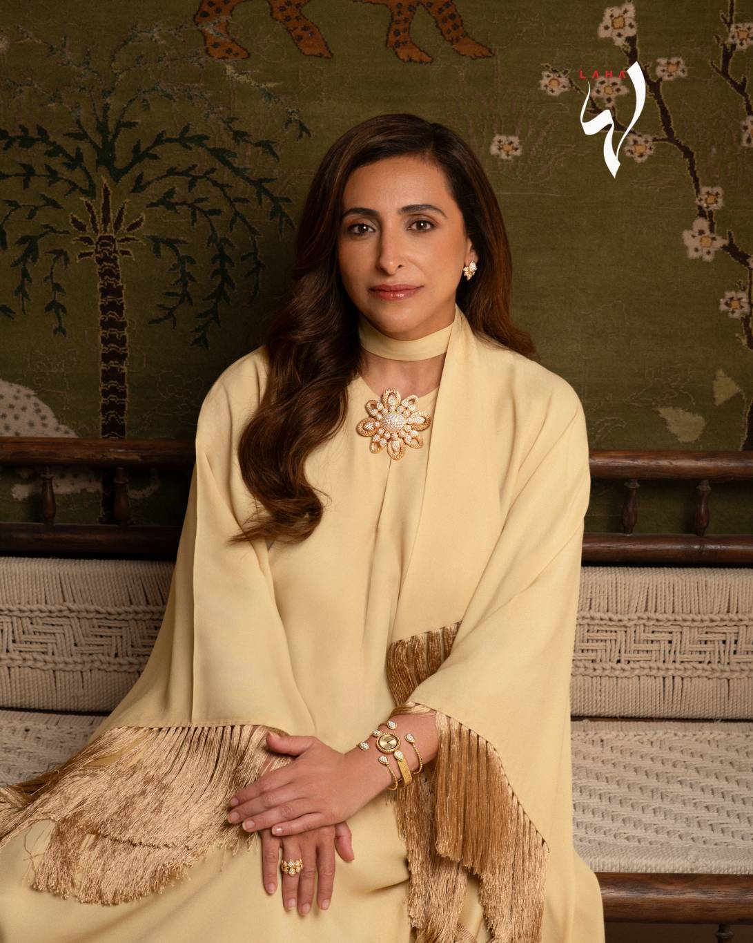 قفطان من Taller Marmo، أقراط Serpent Bohème Vintage Stud من الذهب الأصفر ومرصعة بالماس، بروش Serpent Bohème Vintage من الذهب الأصفر ومرصع بالماس، ساعة Serpent Bohème من الذهب الأصفر مرصعة بالماس مع Sunray Brushed Dial
وسوار من الذهب الأصفر، أساور Serpent Bohème S Motif من الذهب الأصفر والماس من Boucheron قفطان من Taller Marmo، أقراط Serpent Bohème Vintage Stud من الذهب الأصفر ومرصعة بالماس، بروش Serpent Bohème Vintage من الذهب الأصفر ومرصع بالماس، ساعة Serpent Bohème من الذهب الأصفر مرصعة بالماس مع Sunray Brushed Dial
وسوار من الذهب الأصفر، أساور Serpent Bohème S Motif من الذهب الأصفر والماس من Boucheron