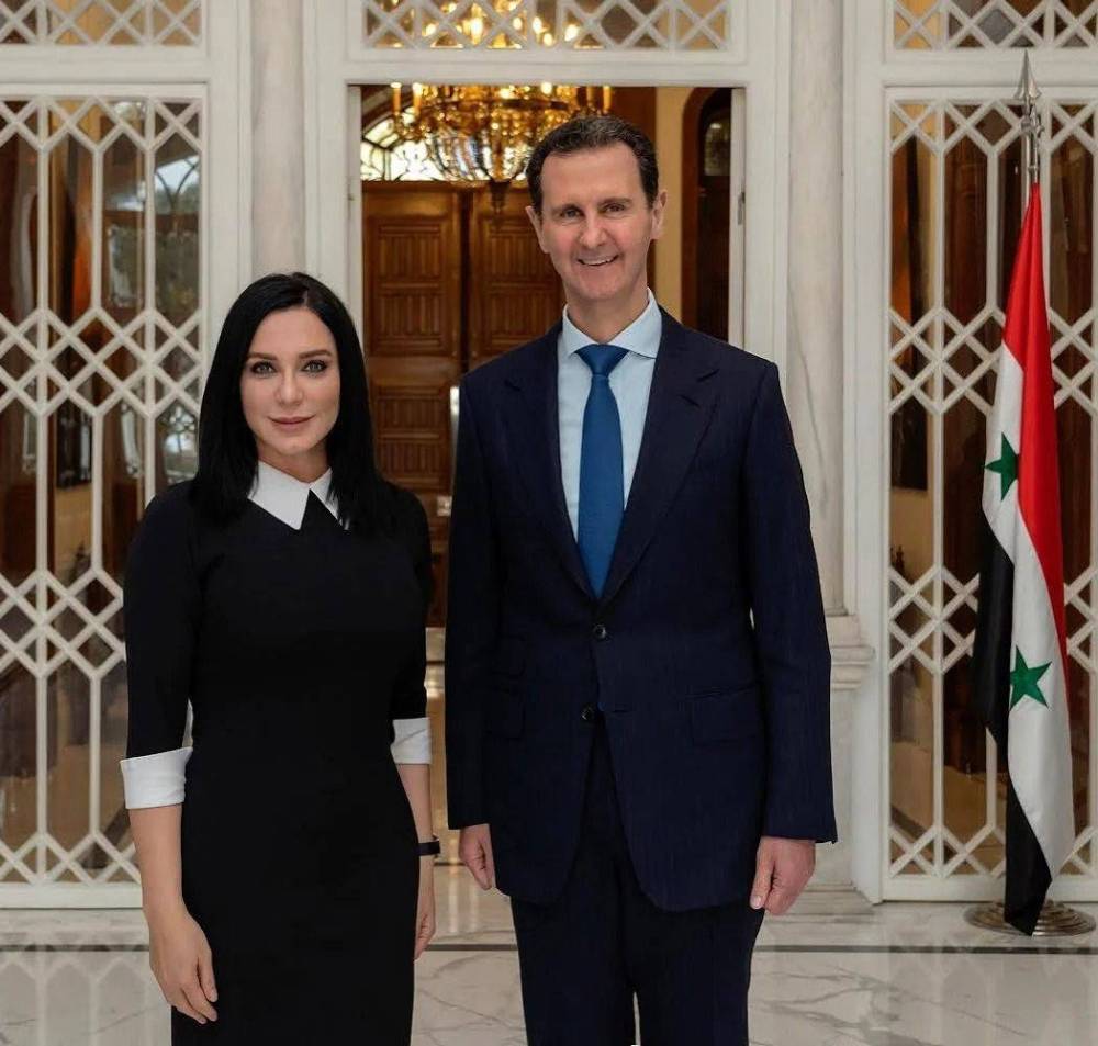 سلاف فواخرجي تنشر وثيقة زواجها من بشار الأسد وتكشف الحقيقة