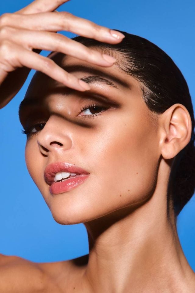 Benefit تُطلق برونزر كريمياً Hoola Wave  وتجدّد البرونزر الأكثر مبيعاً Hoola !