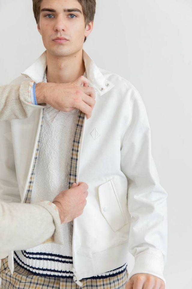 Images Credit: Alfredo Piola and Brett Lloyd for Dior