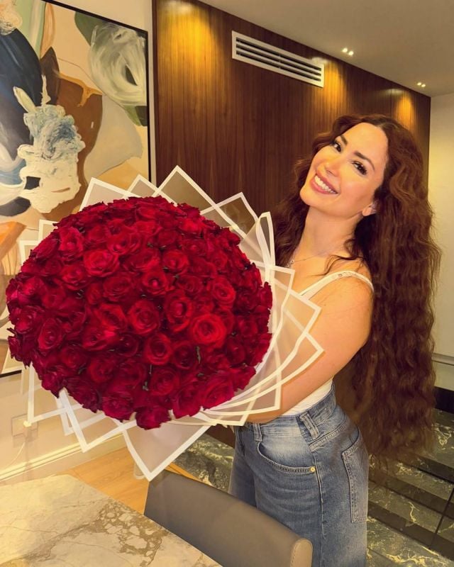 بين الراحة والجرأة... نسرين طافش تستمتع بوقتها في المالديف بين الراحة والجرأة... نسرين طافش تستمتع بوقتها في المالديف