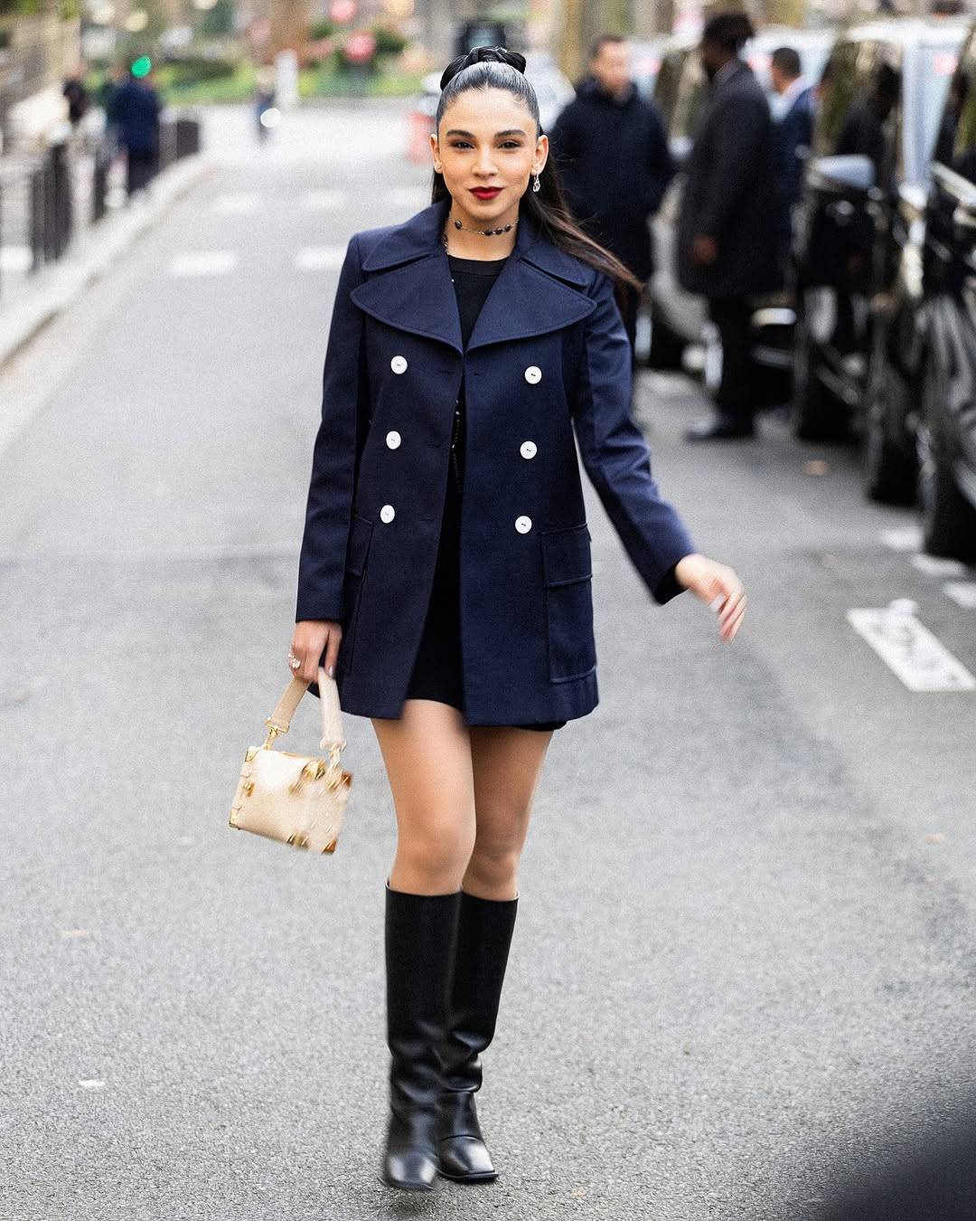 صور جديدة لسلمى أبو ضيف وابنتها