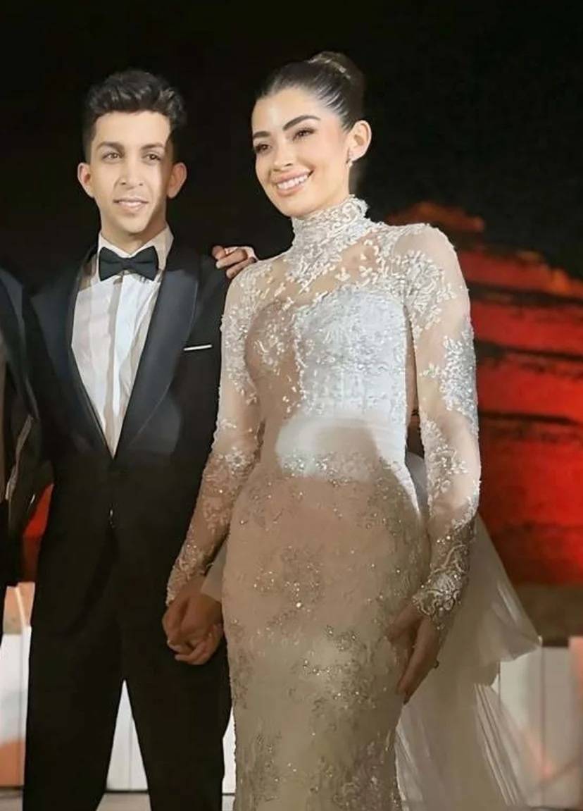فستان زفاف ليلى أحمد زاهر من تصميم زهير مراد فستان زفاف ليلى أحمد زاهر من تصميم زهير مراد