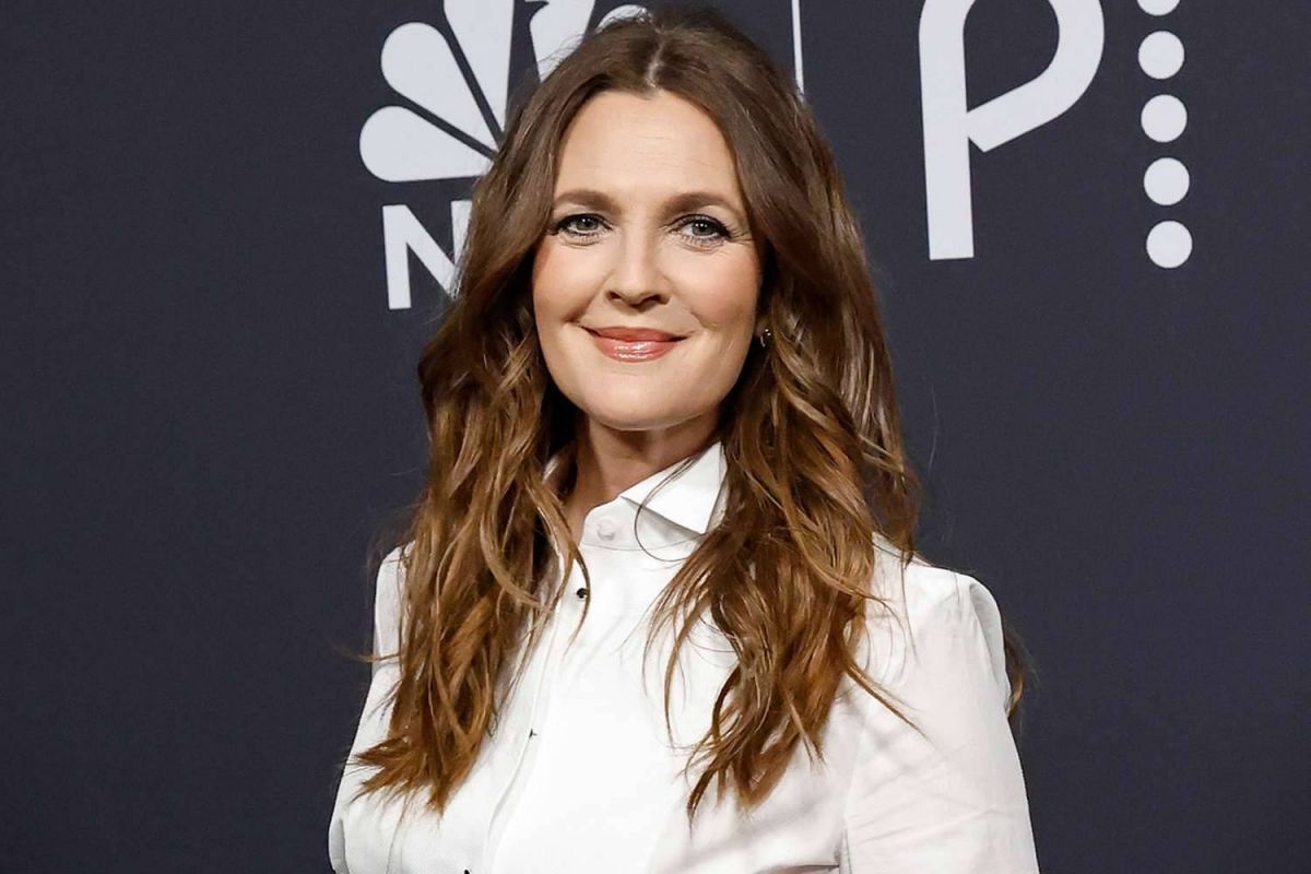 تفاعل كبير مع تصريحات درو باريمور الجريئة عن التجميل