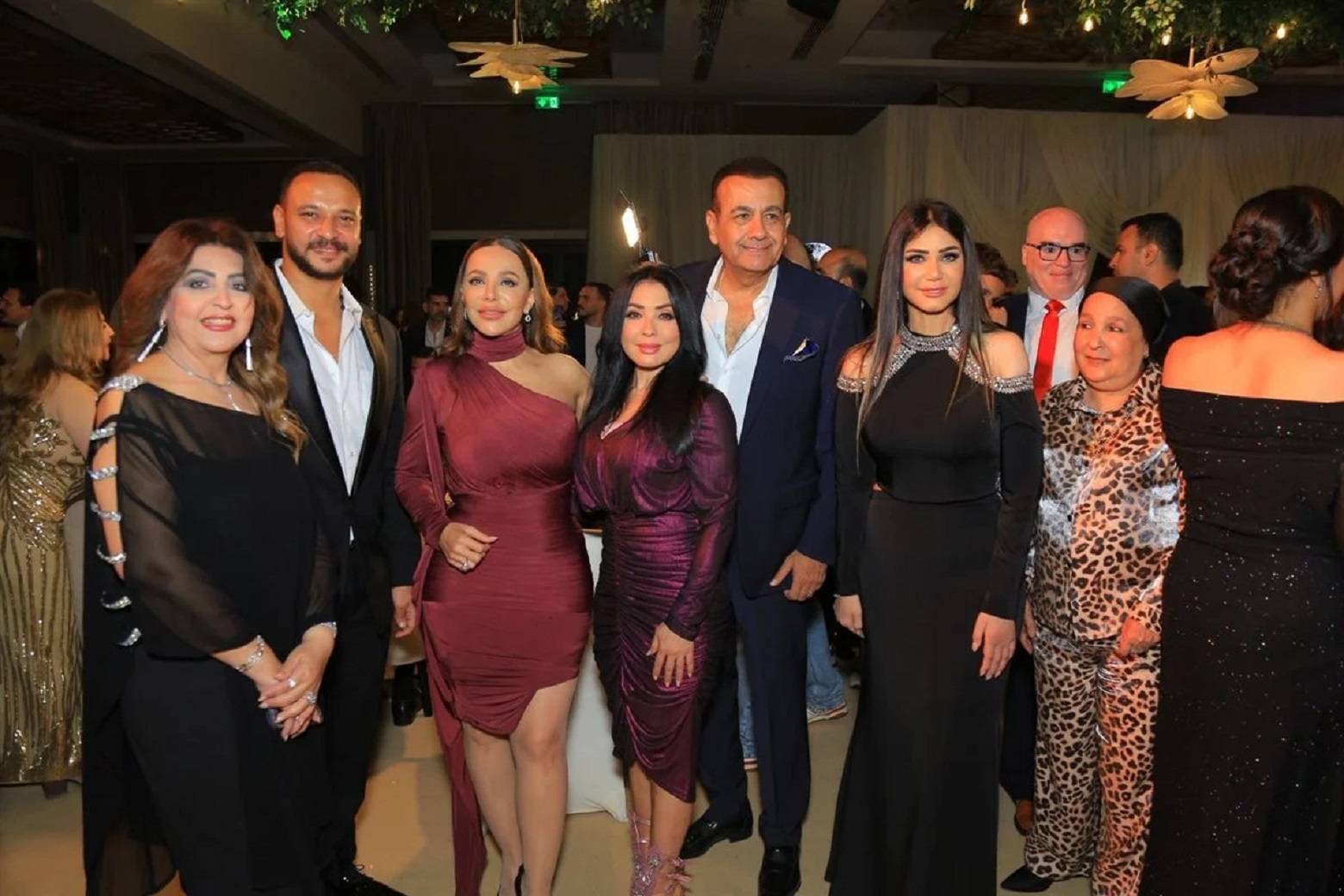 نجوم الفن في زفاف ابنة أمل رزق نجوم الفن في زفاف ابنة أمل رزق