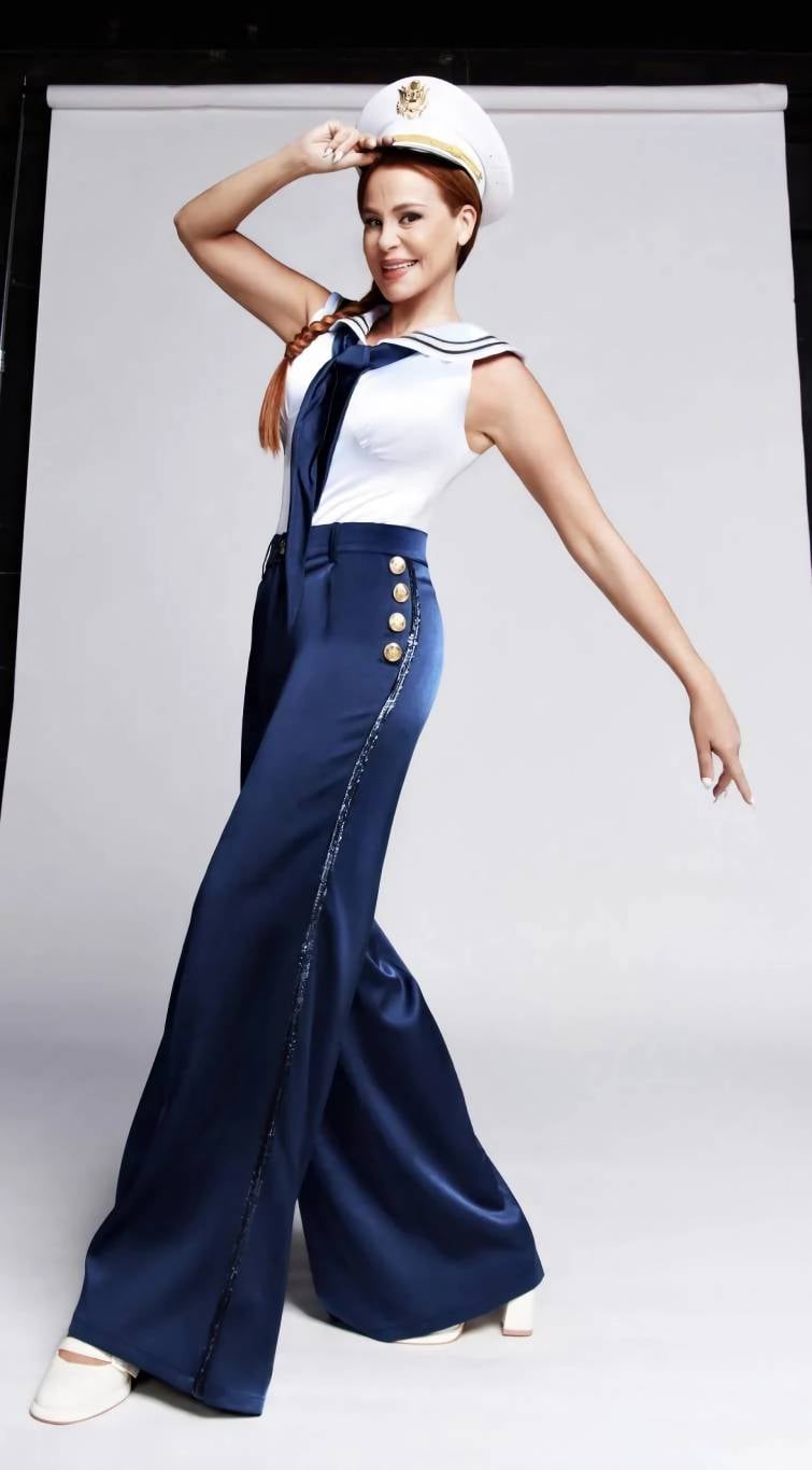 كارول سماحة تؤخّر عرض مسرحيتها الغنائية ثلاثة أيام بعد وفاة زوجها