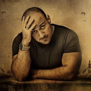 أحمد مكي ينعى ابن شقيقته.. وإيناس تكشف تفاصيل وفاته (فيديو)