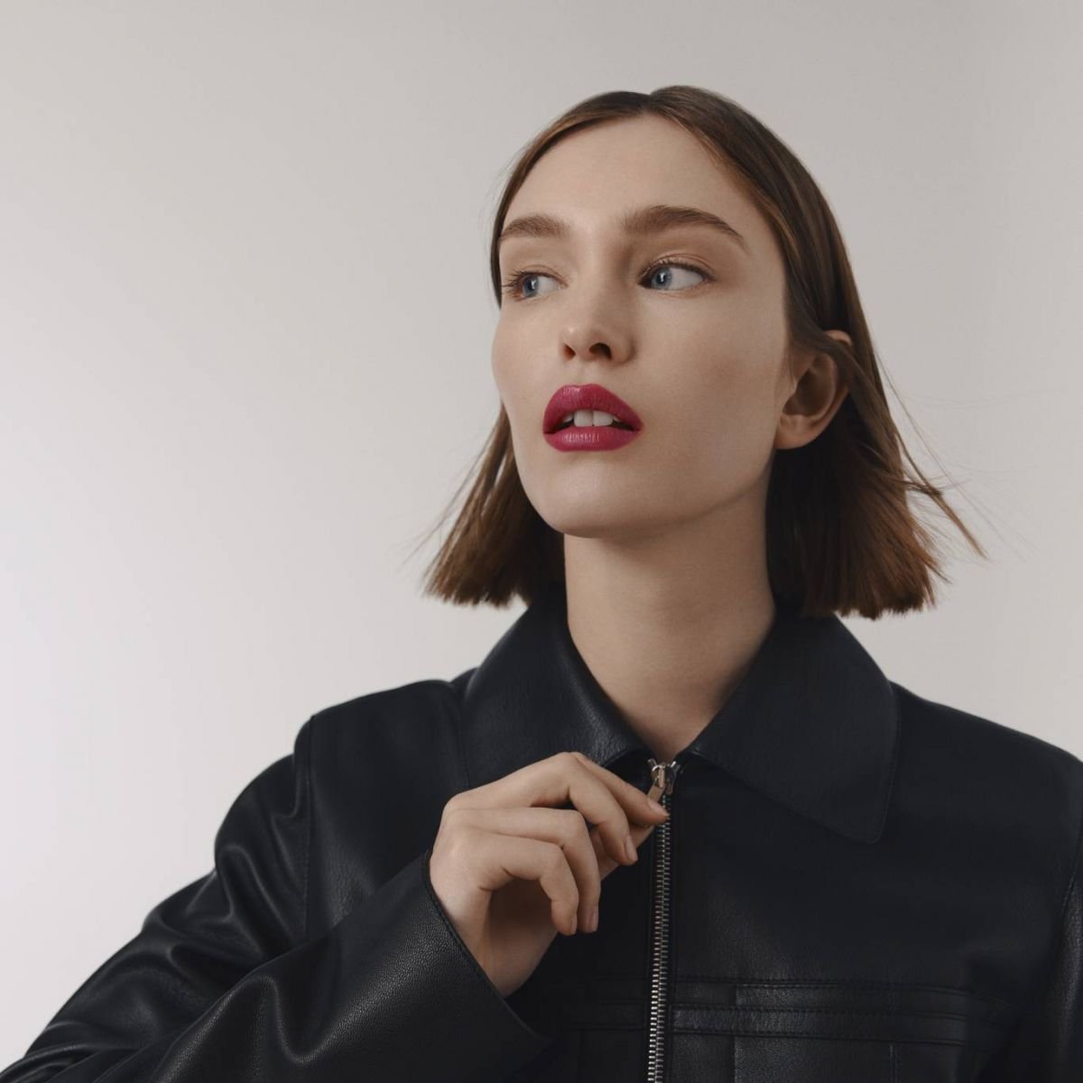 مجموعة Rouge Brillant Silky من Hermes Beauty إبداع جديد يتميز بظلاله الرقيقة وبريقه الفريد