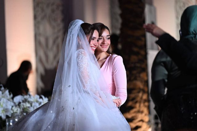 ملك أحمد زاهر ورنا رئيس