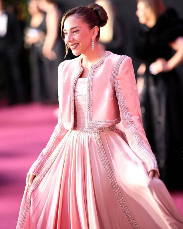 فاطمة البنوي