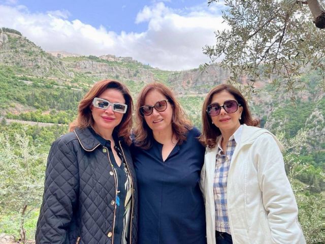 إلهام شاهين وماجدة الرومي وكلوديا مارشيليان