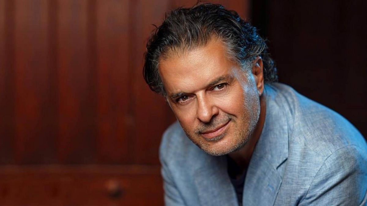 راغب علامة يعلّق على أزمة المعجبات في حفلاته