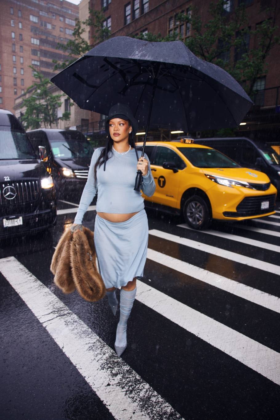 Rihanna in Messika - Before MET GALA Rihanna in Messika - Before MET GALA